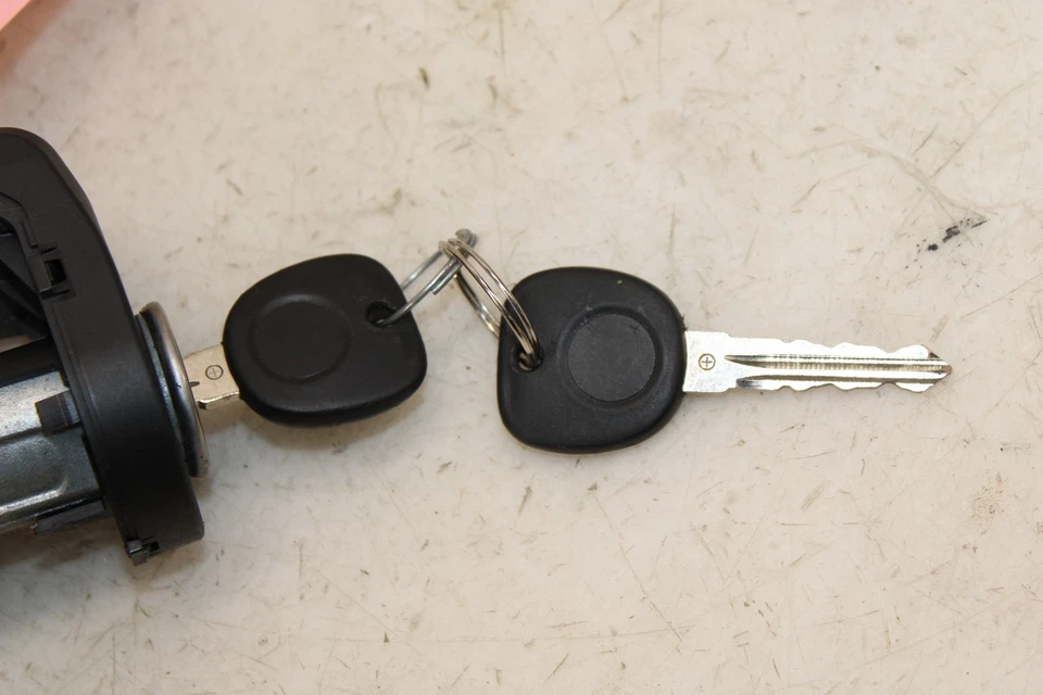 Interruptor de encendido Pontiac Solstice 2008-2009 con llave OEM NA92 Foto 4 de 4