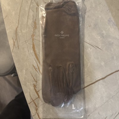 Patek Philippe Genuine Gloves Service Watch Dealer Genuine Brand New Brown