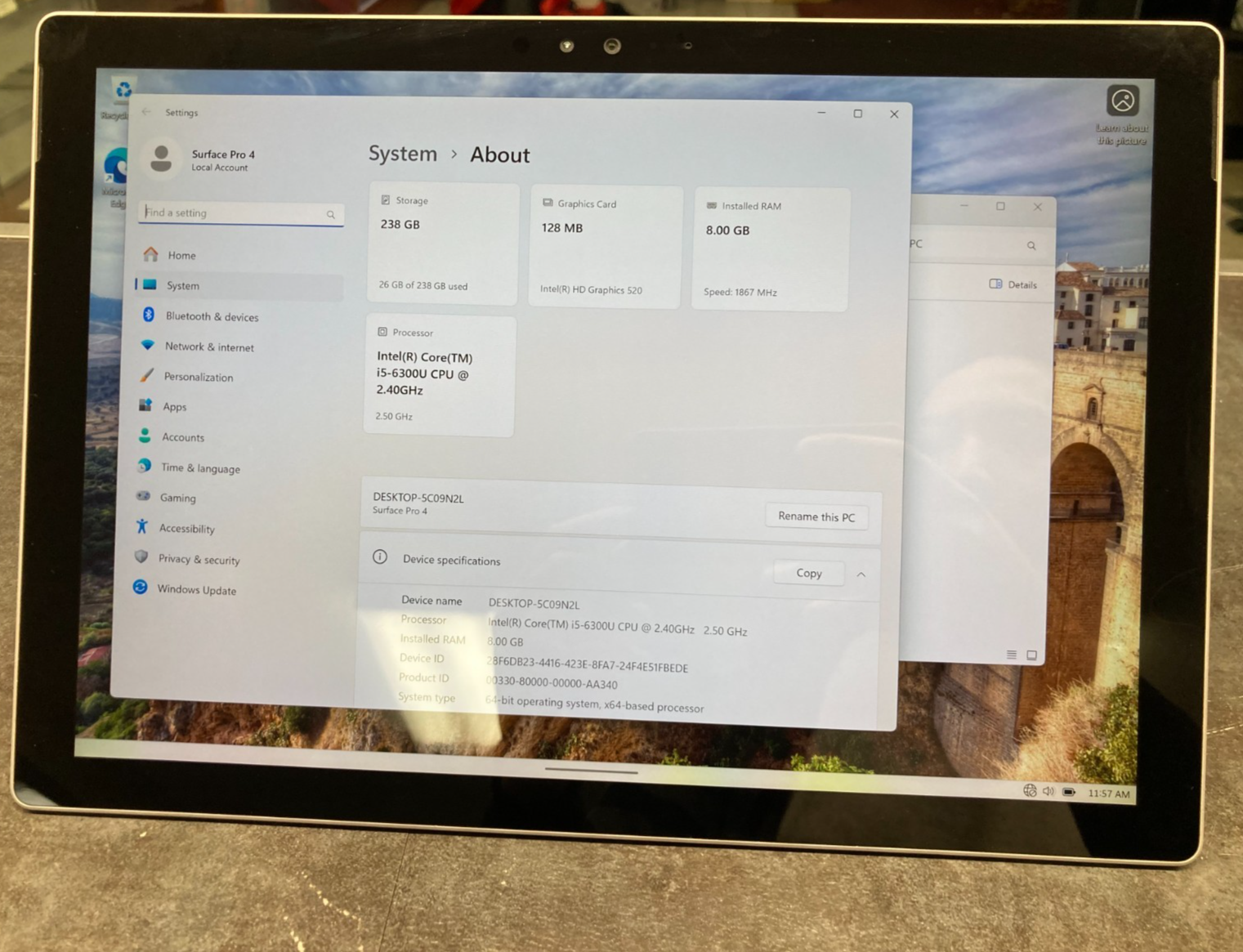 Microsoft Surface Pro 4  Intel i5-6300U @ 2.40GHz 8GB RAM  256GB SSD  WIN 11 PRO