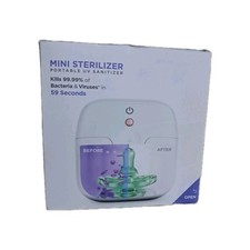 Munchkin Mini Sterilizer Portable UV p7 Sanitizer for Bottles Pacifiers Smalls