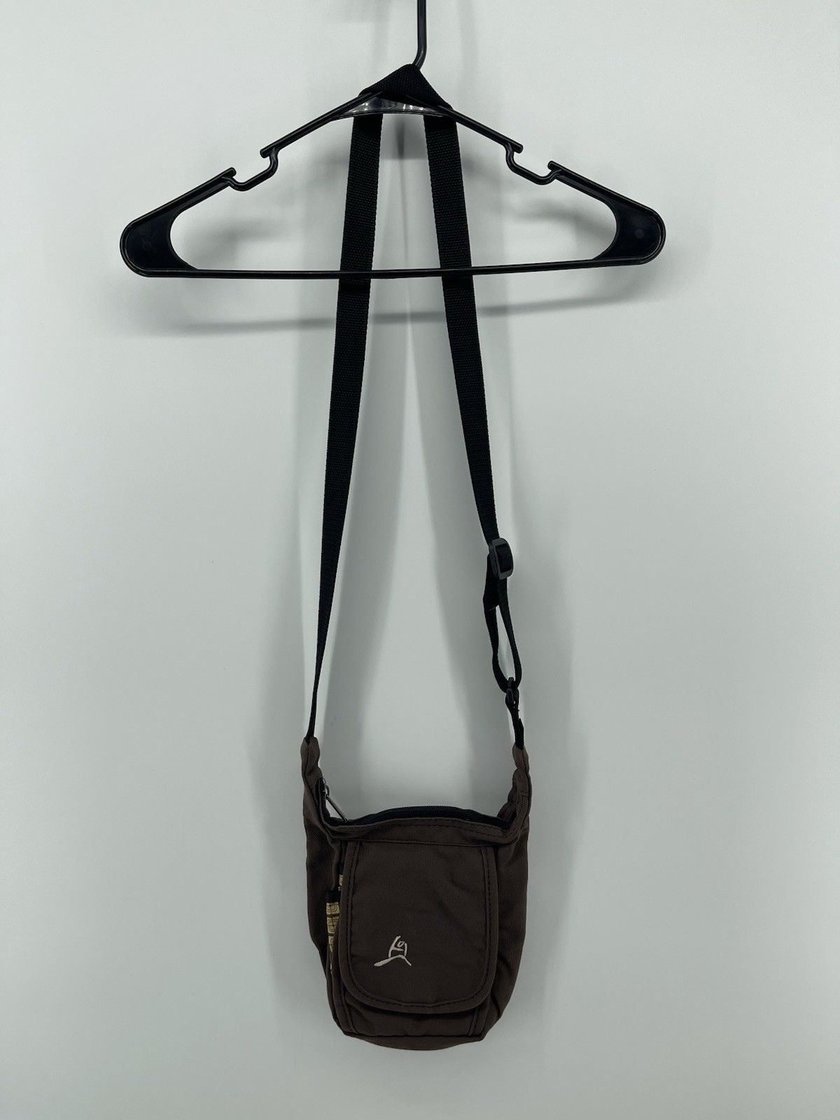 Overland Equipment Adjustable Strap Crossbody  Sh… - image 1