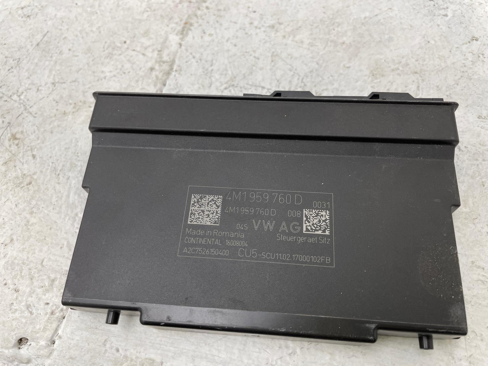 2016-2020 BENTLEY BENTAYGA FRONT DRIVER SEAT CONTROL MODULE COMPUTER 4M1959760D