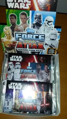 Disney Topps - 50 Booster mit 5 Karten STAR WARS Wecker - Serie 2 - FORCE ATTAX