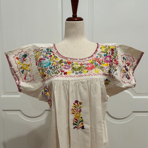 Sandra Blouse From San Antonino Oaxaca mexico. Artisan Top, Boho, short sleeve. - Picture 7 of 8