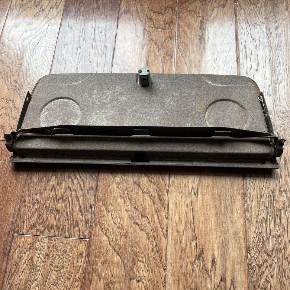 Chevrolet 1964 1965 1966 camioneta guantera puerta con bisagra C10 K10 C20 K20 Foto 3 de 3