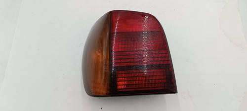 VW Polo 3 Rücklicht hinten Rechts 6N0945257