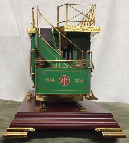 Vintage 1996 Maisto Animated North Pole Express Musical Victorian Trolley- WORKS - Picture 13 of 23