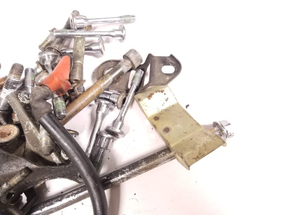 Kit de pernos de hardware varios 83 Honda VF750F VFR750 ENORME envío gratuito Foto 2 de 4