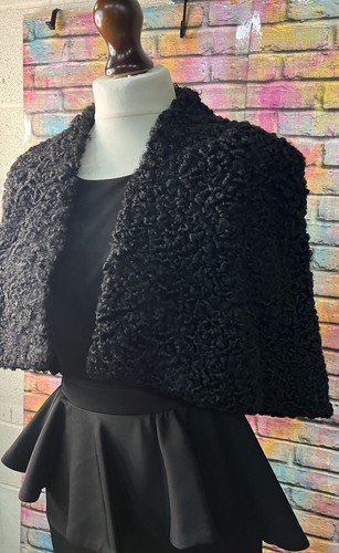 Designer Osman kurzes schwarzes Schulter Cape Gr. S/M