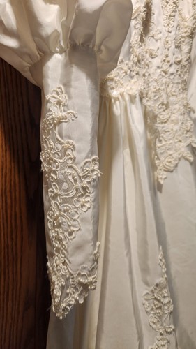 Robe de mariée manches longues taille 8 avec train et voile - Photo 4/14