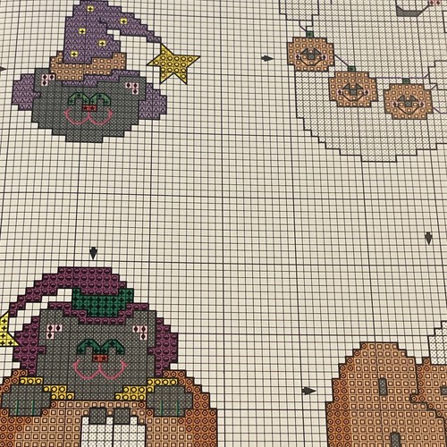 vtg HAPPY HALLOWEEN * Leisure Arts Cross Stitch * LEAFLET 2580 * Steinmeyer 1994 - Picture 8 of 10