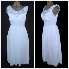 VTG 60s Pastel Blue Nylon Full Slip, Slip Dress Size 34B Lace Trim by Seamprufe