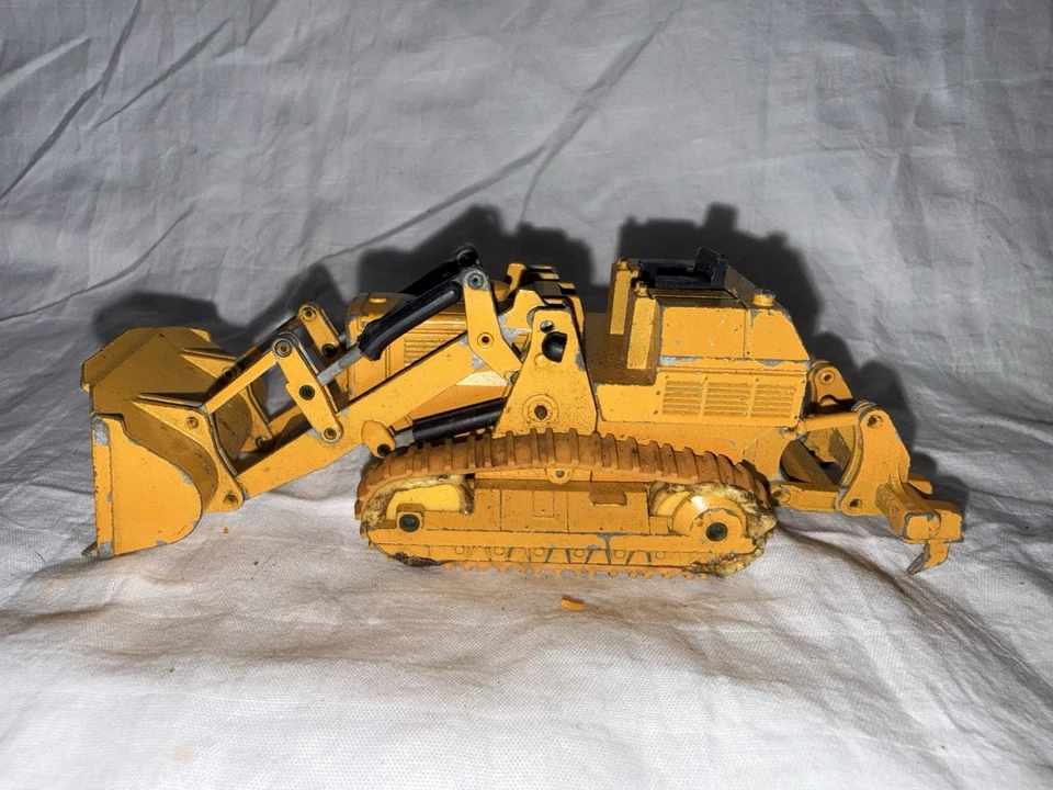 Joal CAT 955K 轨道装载机 1: 50 德国制造 — 第 2/4 张图片