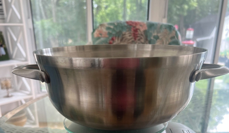 Calphalon Stainless Used Item 143 3-Quart Pot No Lid