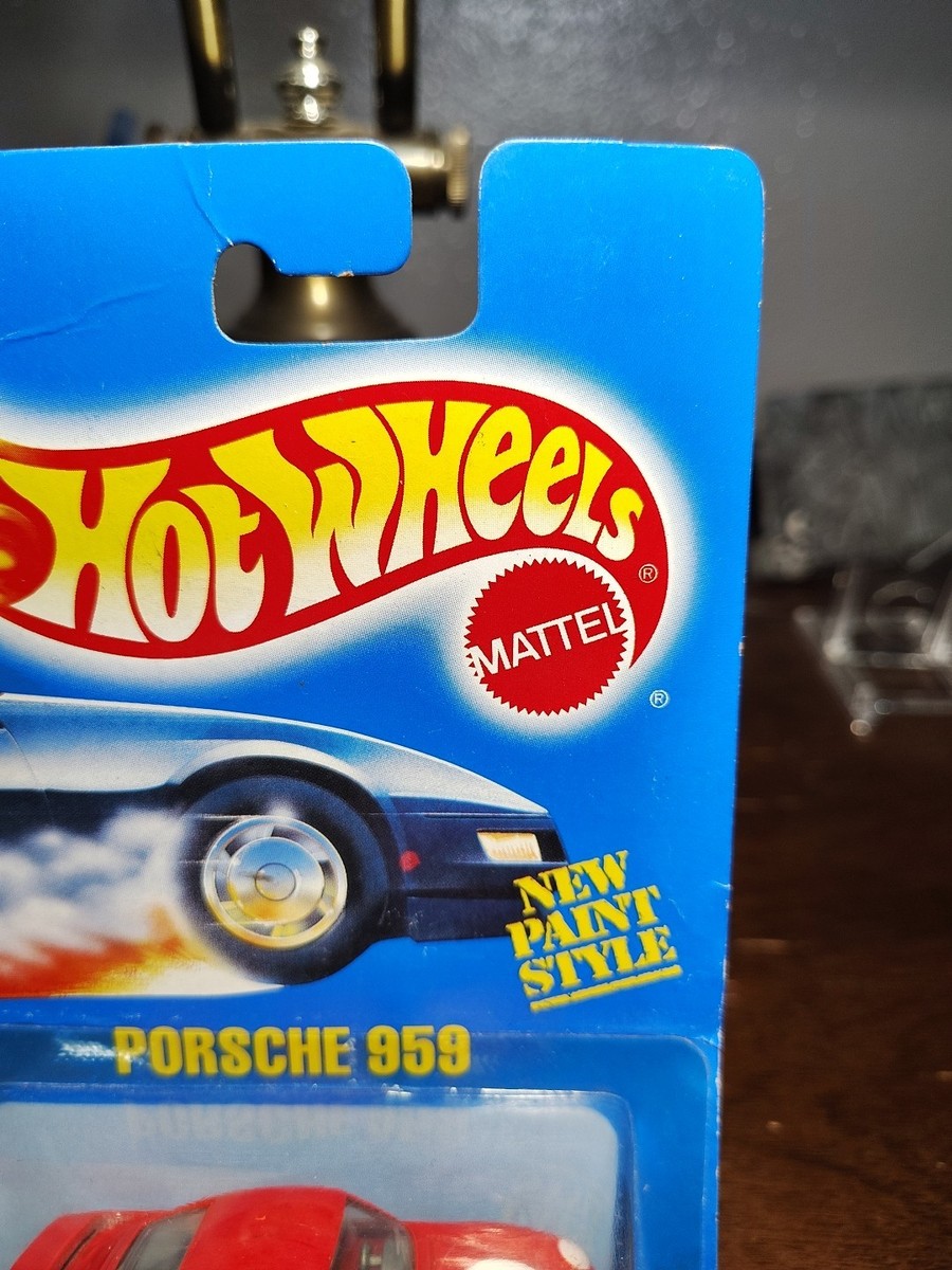 Hot Wheels Blue Card Porsche 959 #80 Red With 7 Tampo Speed