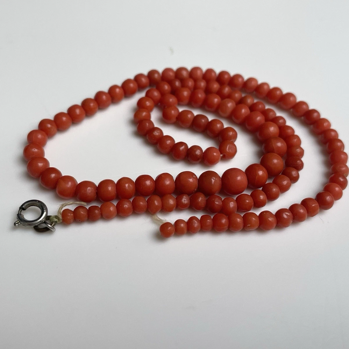 Perles rondes lisses de corail italien 100% naturel, perles de corail rouge de 3,5 mm - 4 mm, brins AAA, pierres précieuses rondes en vrac, corail