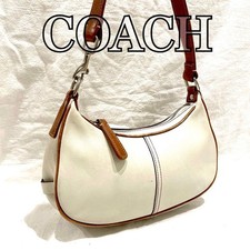 Condition COACH One Shoulder Half Moon Crescent 7593 25a