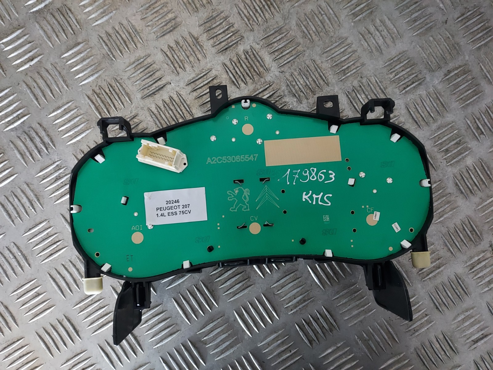 Picture 3 of 4