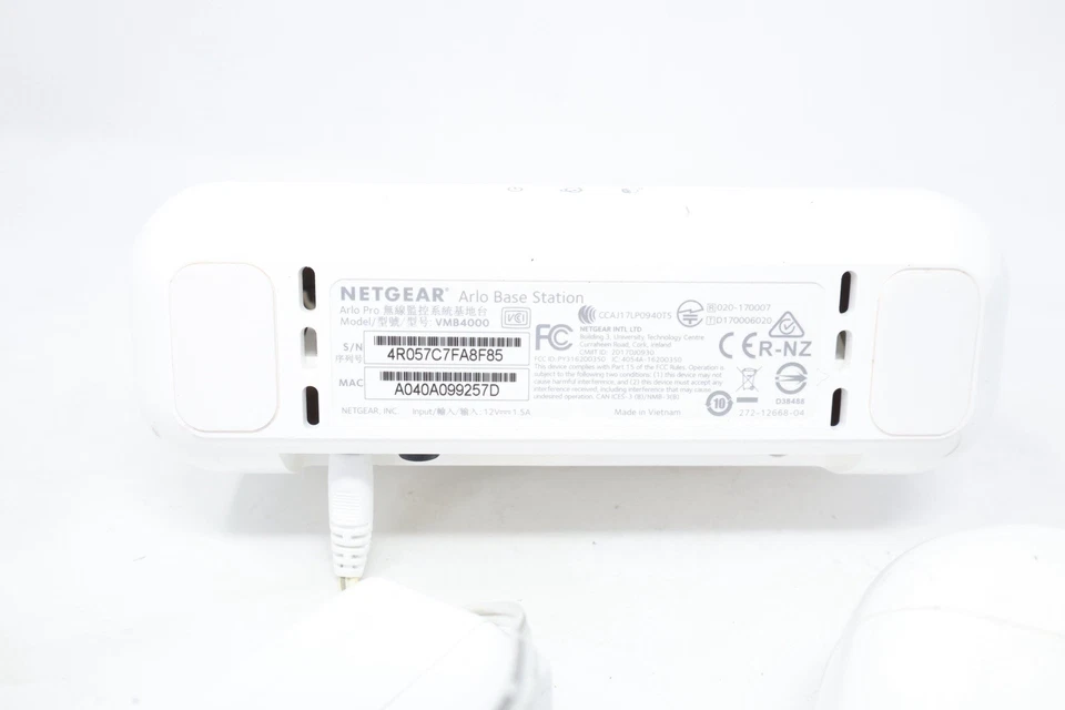 Netgear Arlo Pro 2 VMC4030P Wireless Camera with Battery & Base Station Works! - Image 2 of 4