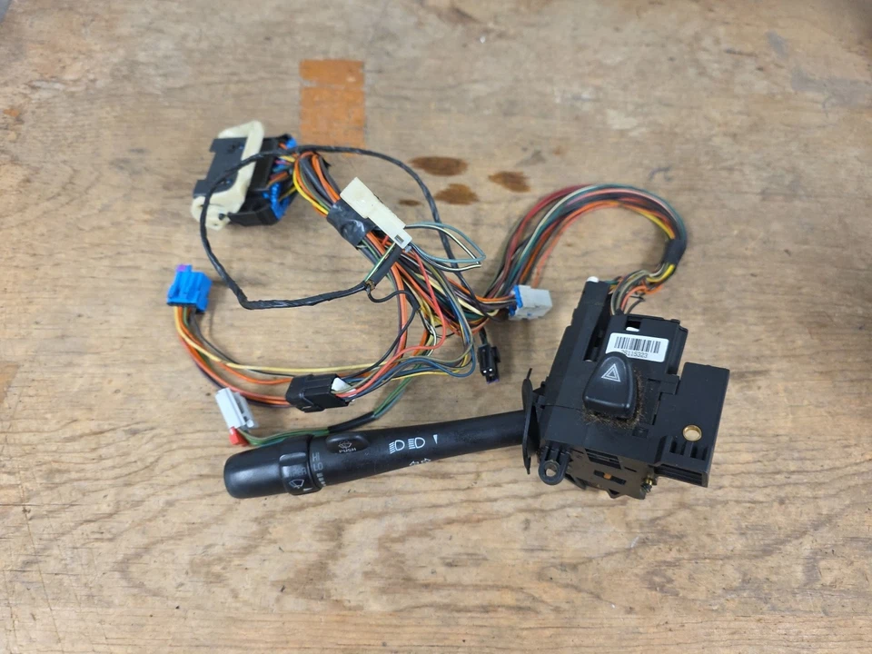 2002 - 2005 Buick LeSabre Column Turn Signal Windshield Wiper Switch Arm OEM - Image 3 of 4