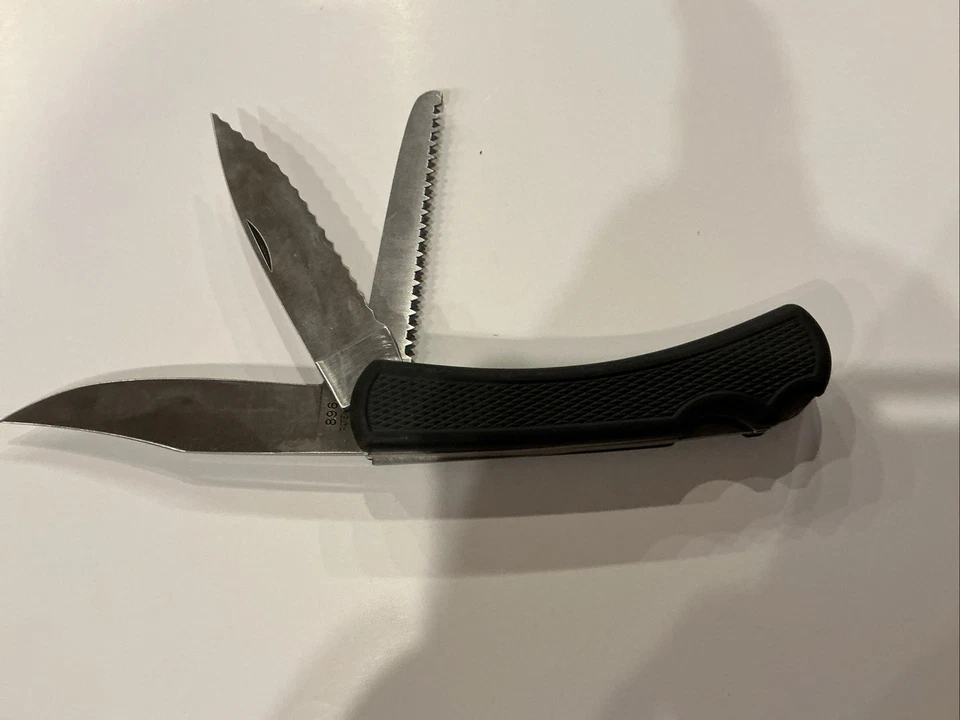 Camillus USA Promaster Triple Lockback Folding Knife 896 - Image 3 of 4