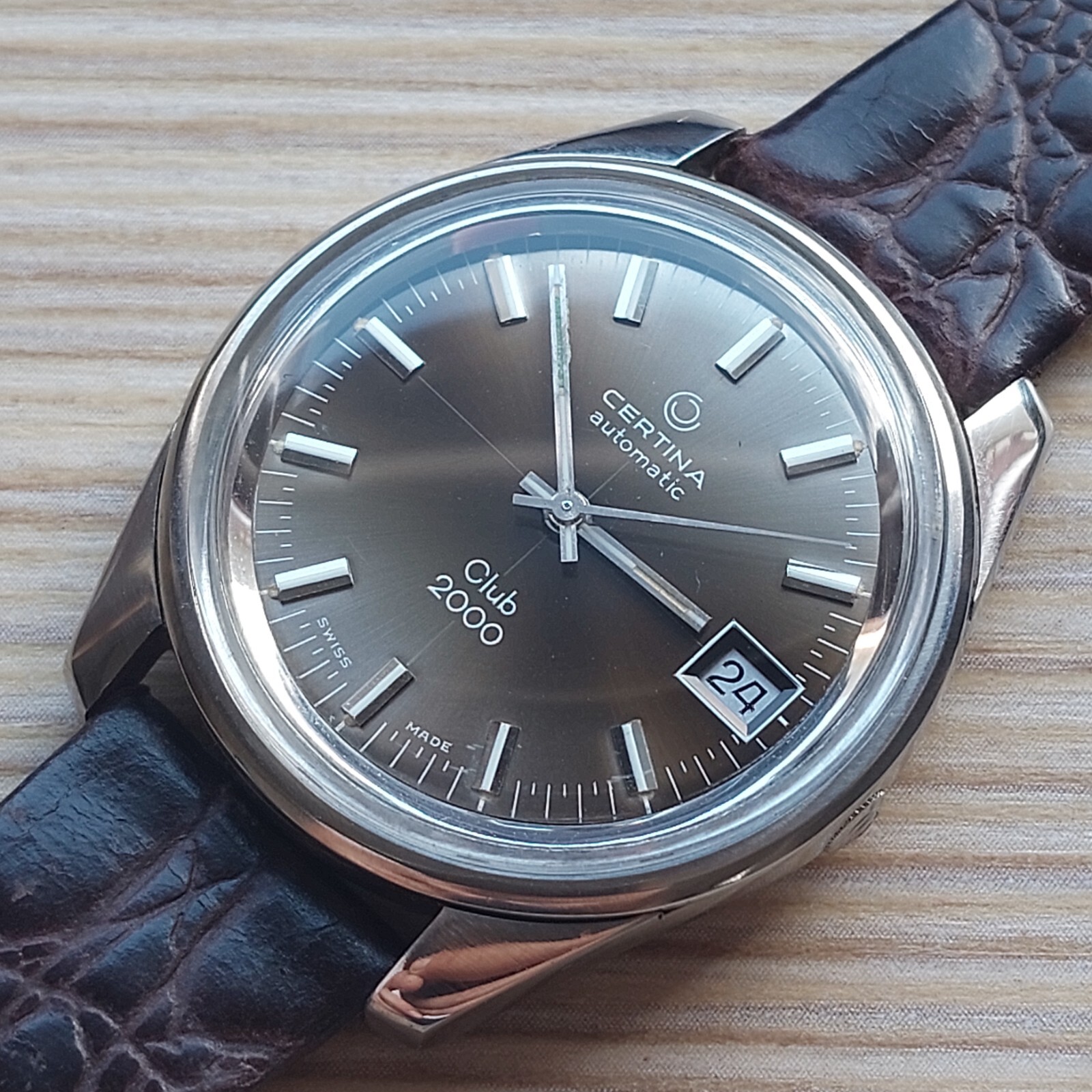 certina automatic club 2000