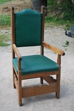 Antiker Hochlehnstuhl mit Armlehne, Ritterstuhl, Hochlehner