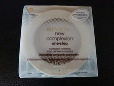 Revlon New Complexion One Step Makeup - MEDIUM BEIGE #05 - Sealed - Read Descrip