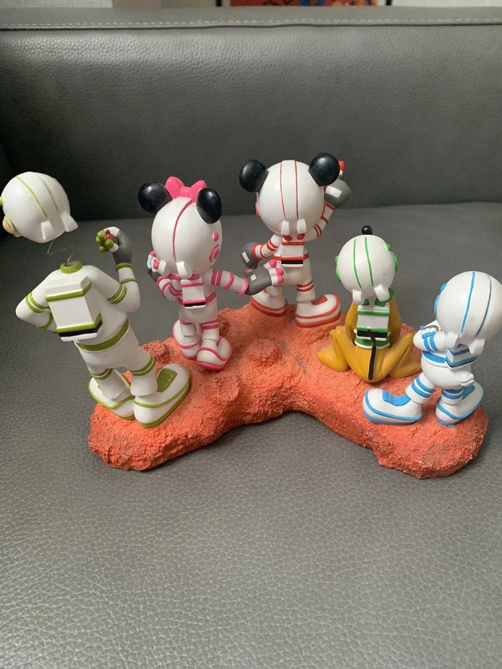 Conjunto raro de bonecos Disney EPCOT Mission Space Micky Pluto Bobble - Imagem 3 de 4