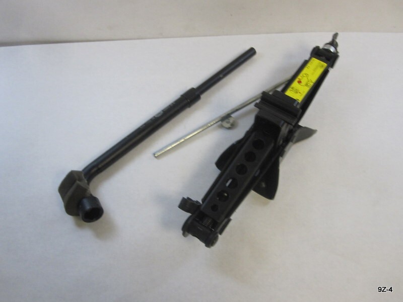 Genuine OEM Land Rover GJ32-17080-AC Tire Scissor Jack w/Lug