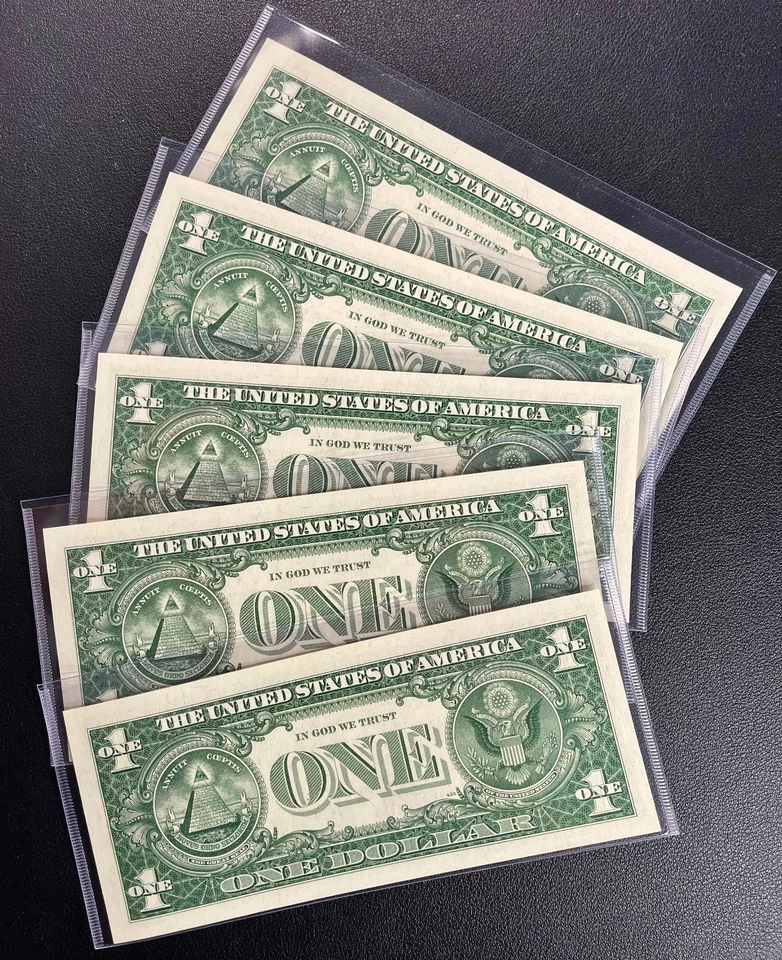 Lot (5) Consecutive 1957B $1 Silver Certificate *STAR* - UNC *GOOD EMBOSSING" - Image 3 of 4