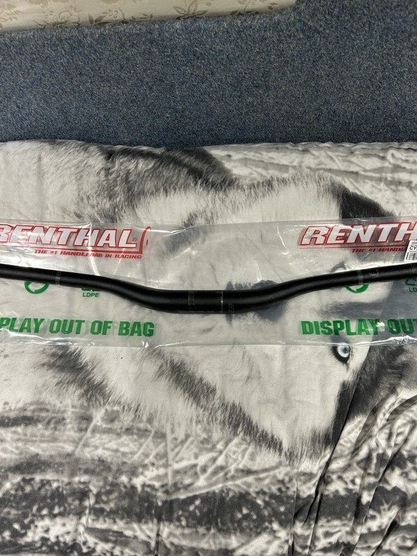 Mountain Bike Handlebars. Bontrager. 35mm. 790 Length