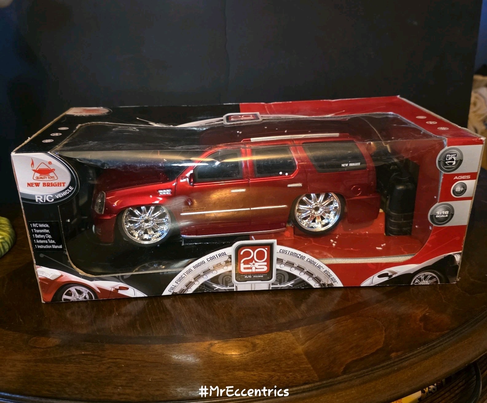 Vtg NEW BRIGHT RC TIS RED CADILLAC ESCALADE 1:16 NRFB