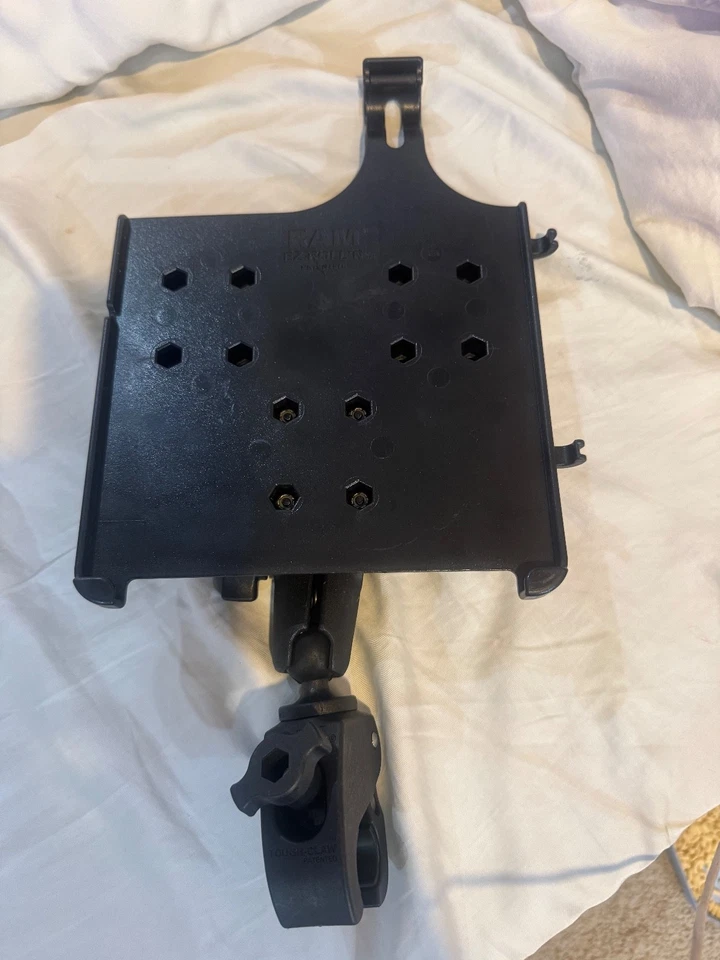 New RAM EZ-Roll'R Cradle for the Apple iPad Pro 11 and iPad Air 4/5 - Image 3 of 4