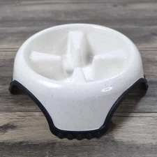 JW Pet Company Skid Stop Slow Feed Dog Bowl SKID-RESISTANT Jumbo White