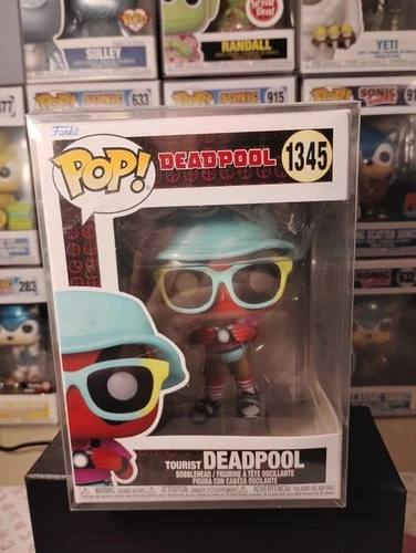 Funko Pop! Marvel Deadpool # 1345 Tourist Deadpool W/Protector