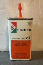 Vintage SINGER 4 oz Sewing Machine Oil Can 75¢ - Full NOS