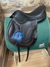 NEW Antares Signature Monoflap Saddle, 17.5" Seat, 3AA Flap