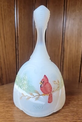 Fenton Handcrafted & Painted Red Cardinal Bell 2007 Ltd Edition 7
