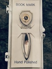 Marcador de página de libro internacional Lions Club. Usado - pero .Nuevo en estuche original