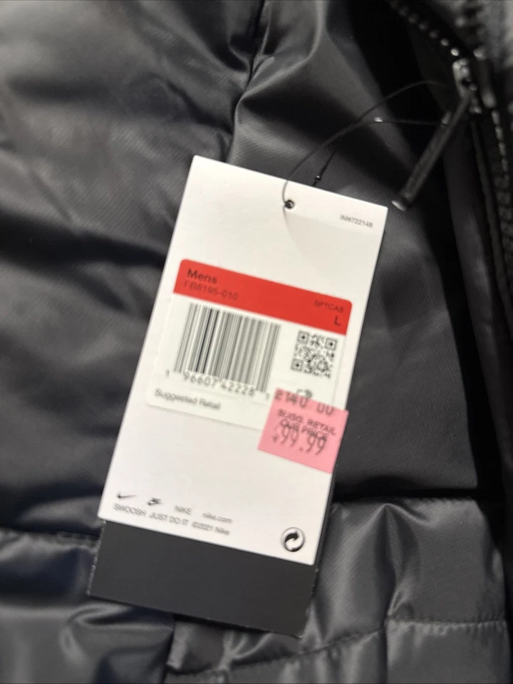 NWT Men's Nike Large Storm-Fit Water-Resistant Puffer Jacket FB8195-010 Black - Image 4 of 4