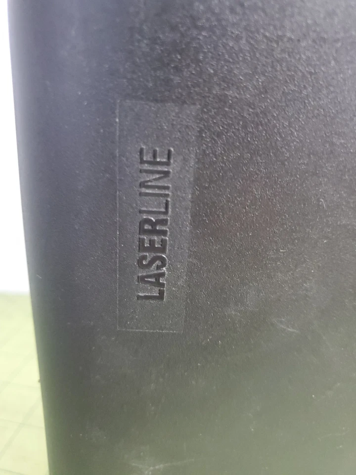 Estuche de almacenamiento rígido vintage Laserline disco abatible 24 CD negro  Foto 2 de 3