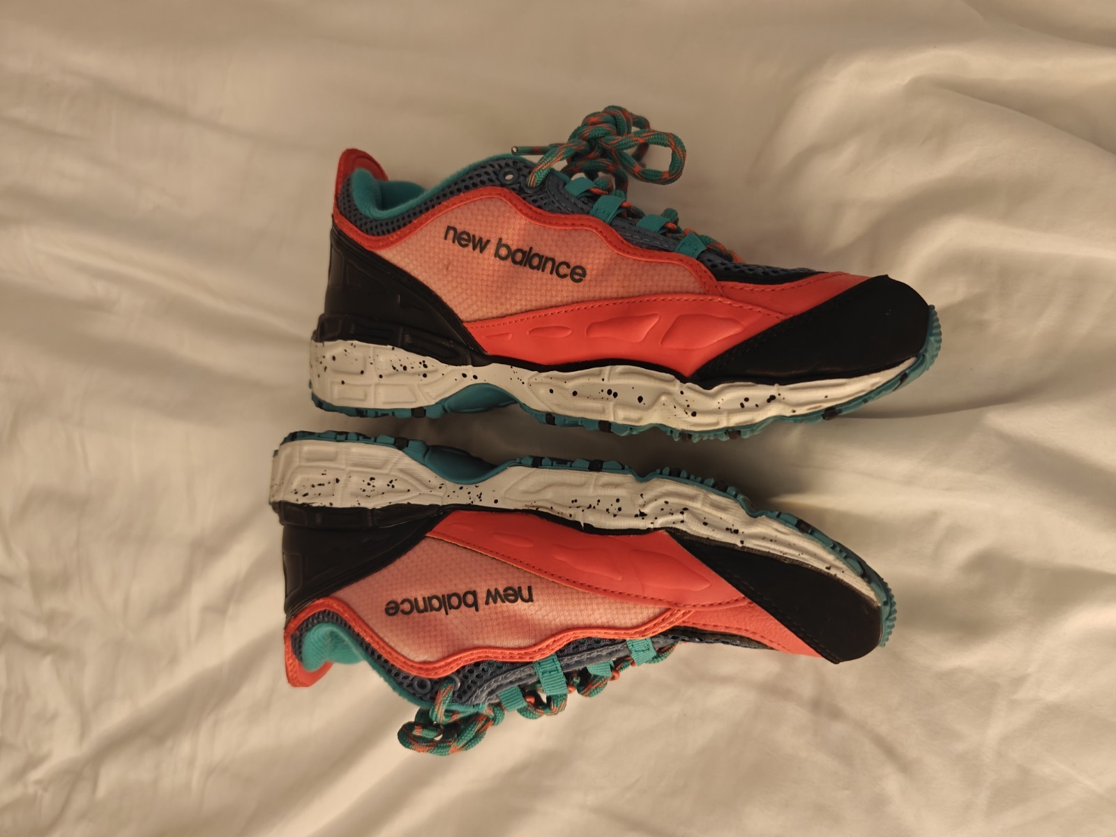 SAOLA Scarpa da corsa New Balance taglia 7 anni