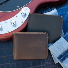 Wallet Vintage Crazy Horse Leather. Bifold Short Credit Card Holder