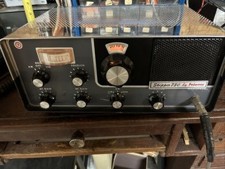 Vintage Palomar Skipper 73C Tube CB Radio (powers on)
