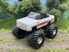1975 Chevy K5 Blazer Lifted 4x4 Monster Truck 164 Diecast Customized Hot Wheels