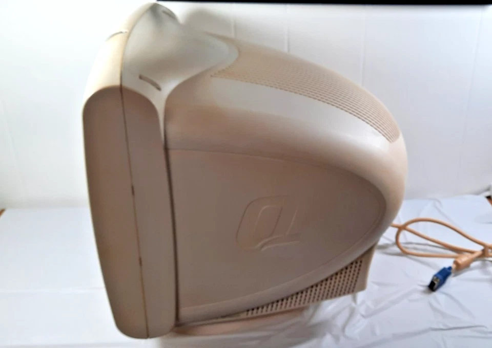 Compaq FS740 Vintage 2000 Retro Gaming 17" CRT Computer Monitor 1280x1024 - Image 3 of 4