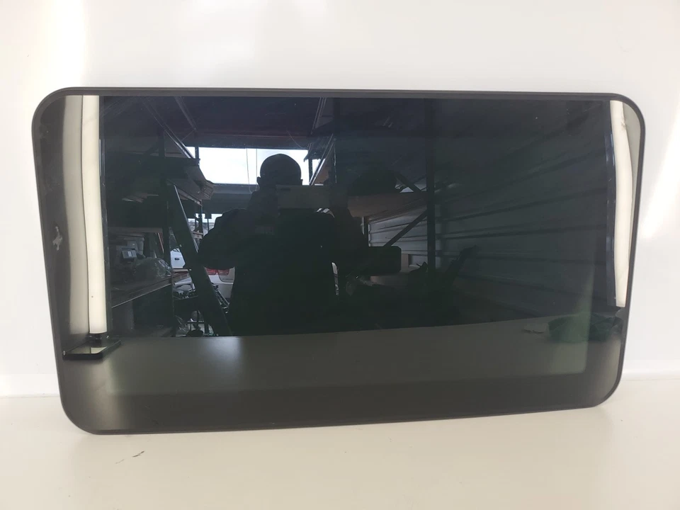 08-14 MERCEDES BENZ C250 TECHO CORREDIZO VENTANA VIDRIO OEM Foto 3 de 4