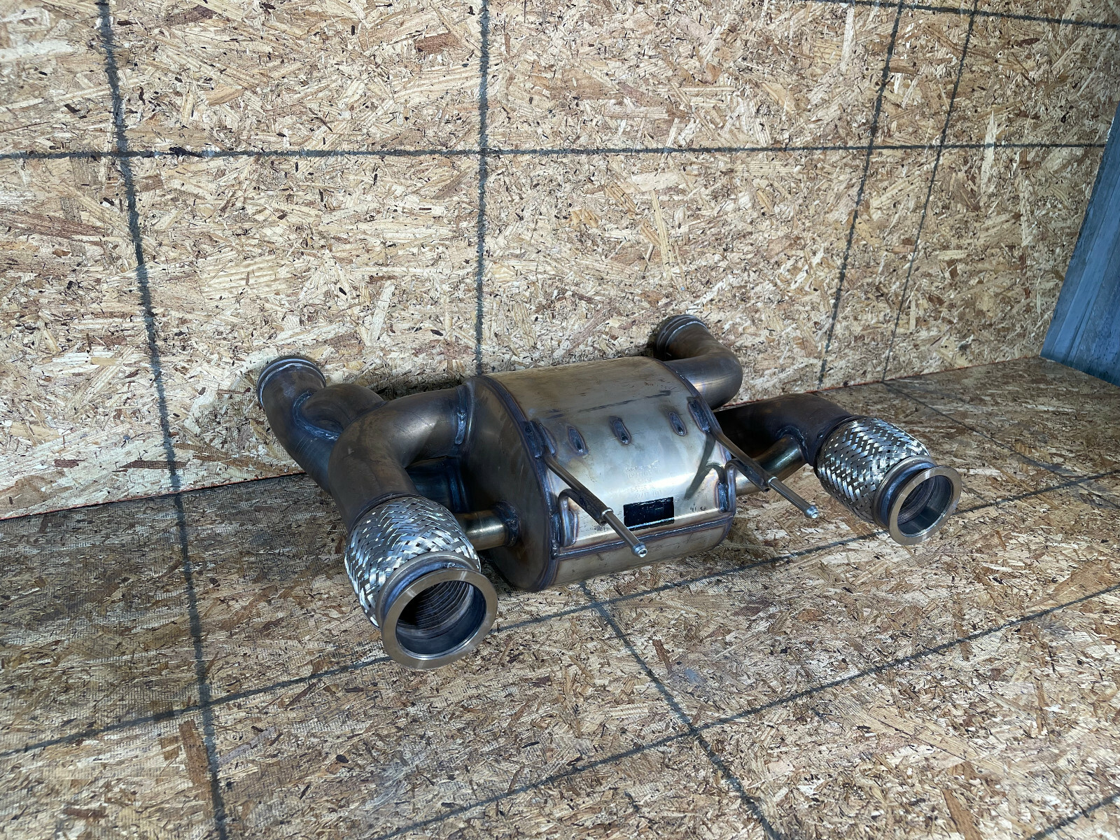 2018 17 19 20 McLaren 720S 720 Exhaust Muffler System