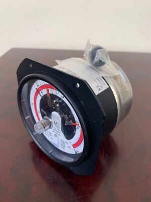 WIKA / Density Monitor with Alarm Contacts / 212.22.100 Cont 821.221